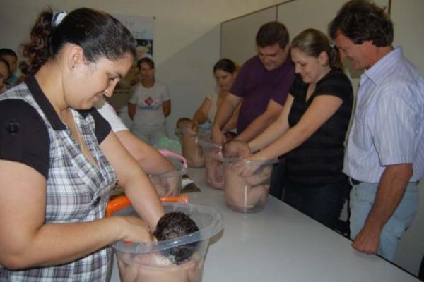 Projeto Mamãe e Bebê é lançado no município de Corbélia. 