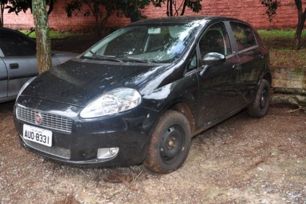 Polícia Militar de Corbélia recupera veículo furtado