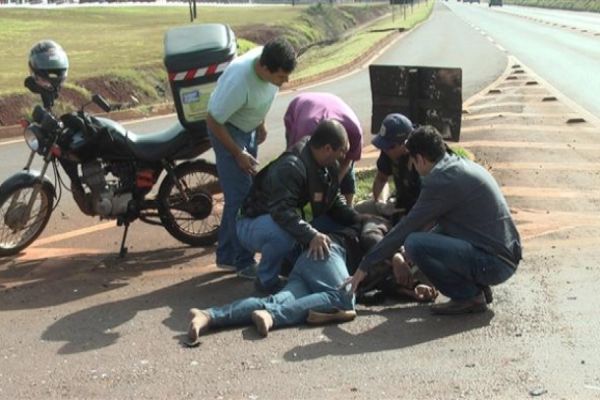 Motociclista tem ferimentos graves em acidente na BR-369