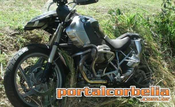 Casal de Cascavel sofre acidente na BR-369 com motocicleta BMW 1200