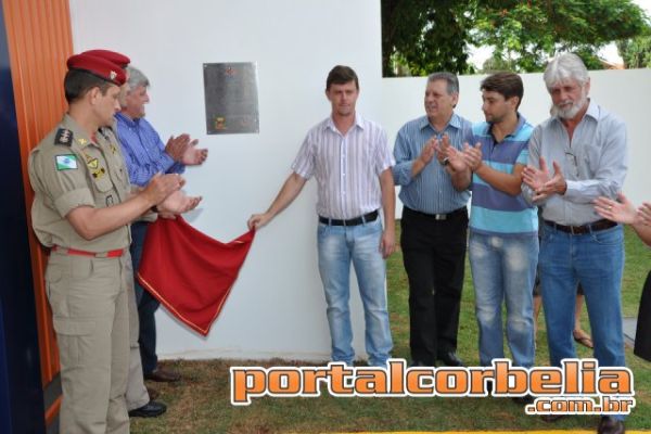 Prefeito de Corbélia inaugura Posto de Bombeiro Comunitário e outras obras no município