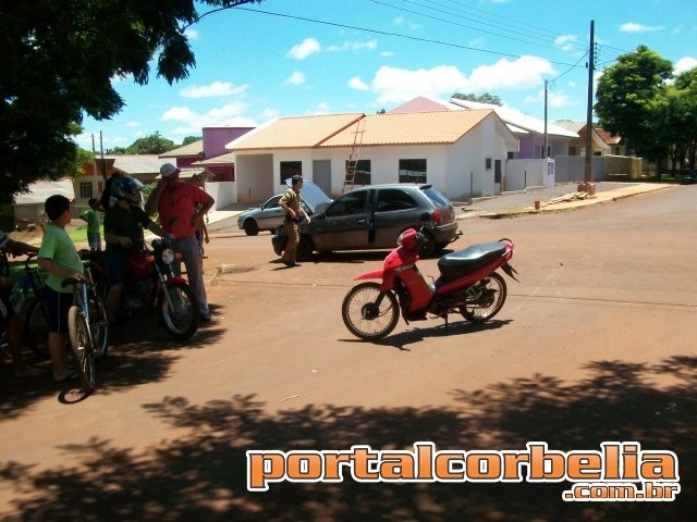 Acidente deixa motociclista com lesões sérias nas pernas