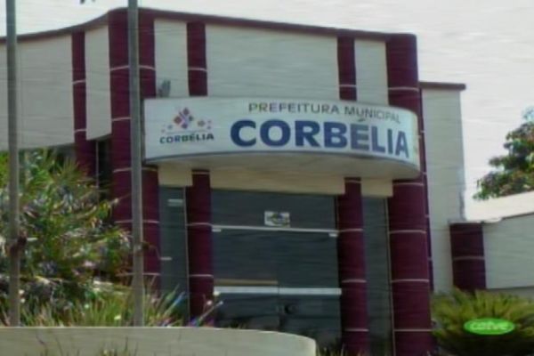 Prefeito de Corbélia propõe reajuste no salário dos comissionados