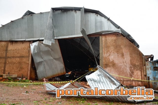 Mini Tornado causa estragos em sítio em Corbélia