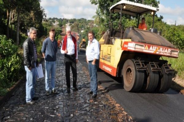 Recapeamento asfáltico é realizado em Corbélia