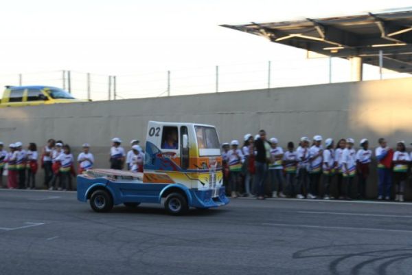 Projeto Truck Kids abre no Centro de Cascavel programação da etapa da F-Truck