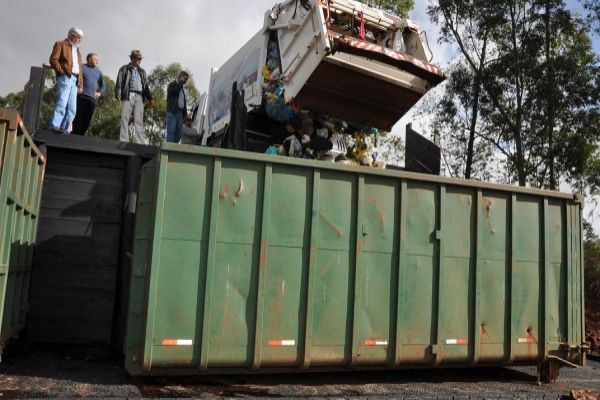 Estação de Transbordo já está funcionando em Corbélia