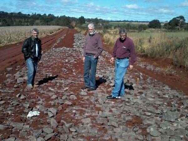 Nova etapa de calçamento nas comunidades do São Roque e Planalto estão sendo feitas