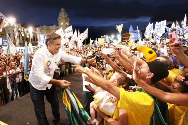 Aécio lidera com nove pontos de vantagem sobre Dilma