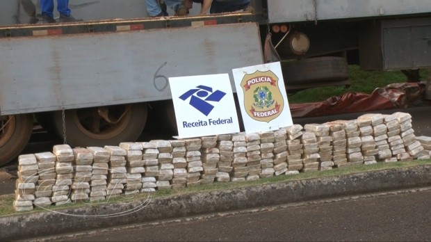 Polícia Federal e Receita Federal apreendem meia tonelada de crack em Carreta de Corbélia