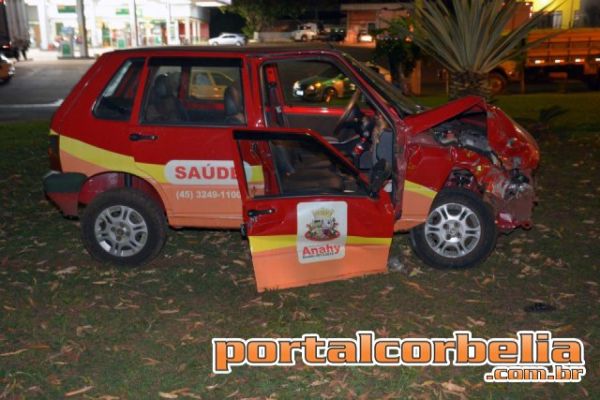 Acidente na BR369 durante a madrugada envolve dois veículos