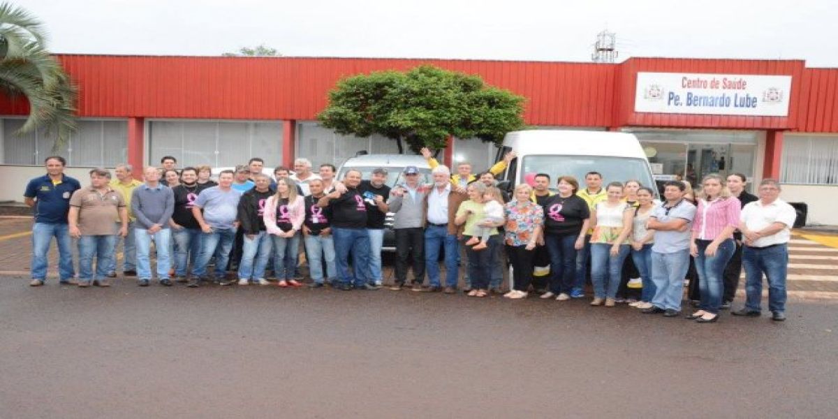 Secretaria de Saúde recebe três novos veículos com recursos do Governo do Estado