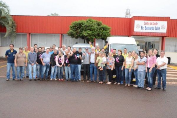 Secretaria de Saúde recebe três novos veículos com recursos do Governo do Estado