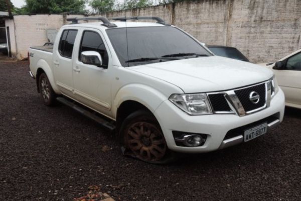 PRE de Assis recupera Nissan Frontier furtada em Corbélia