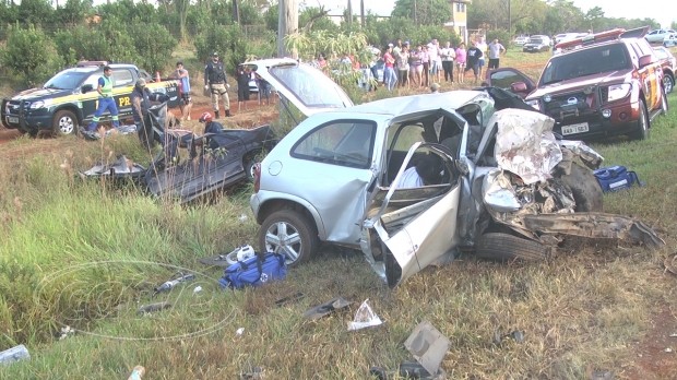 Cinco pessoas morrem em grave acidente na BR 369 em Cascavel