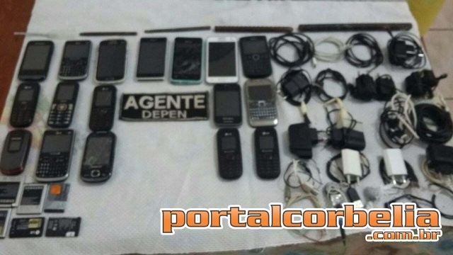 Polícia Civil e depen realizam bate grade na delegacia em Corbélia