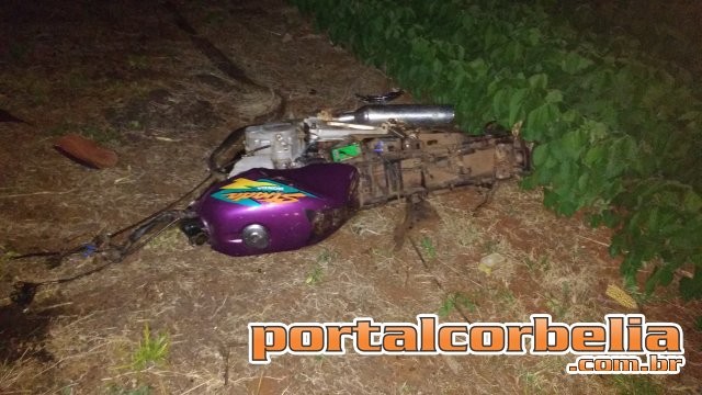 Homem morre em acidente entre moto e caminhonete