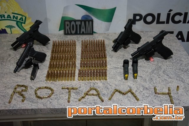 Rotam apreende armas e munições em abordagem a ônibus 