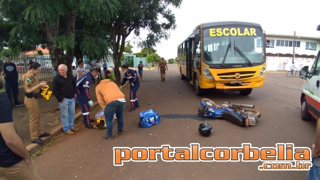 Colisão entre moto e ônibus é registrada no centro de Corbélia