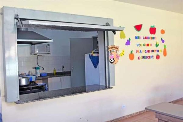 Prefeito de Anahy vende carro oficial para reformar CMEI