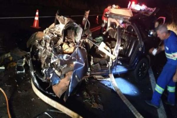 Batida frontal entre Vectra e S-10 deixa três feridos na BR 369 em Corbélia