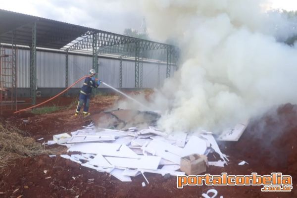 Queimada irregular de materiais é novamente registrada no parque industrial