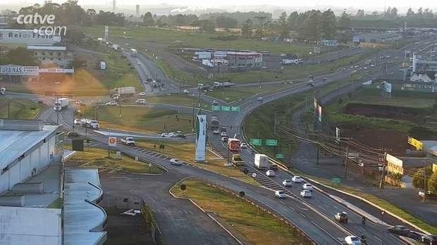 Pane no sistema deixa semáforos do Trevo Cataratas inoperantes