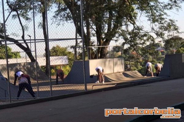 Praça Paraguai está sendo alvo de críticas e reclamações diariamente