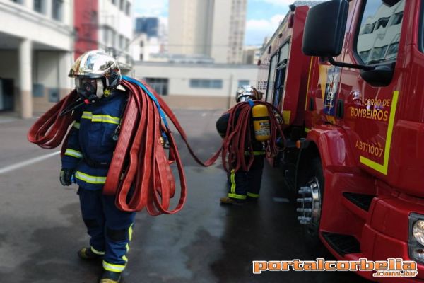 Dia do Bombeiro, a história de quem salva vidas no Paraná