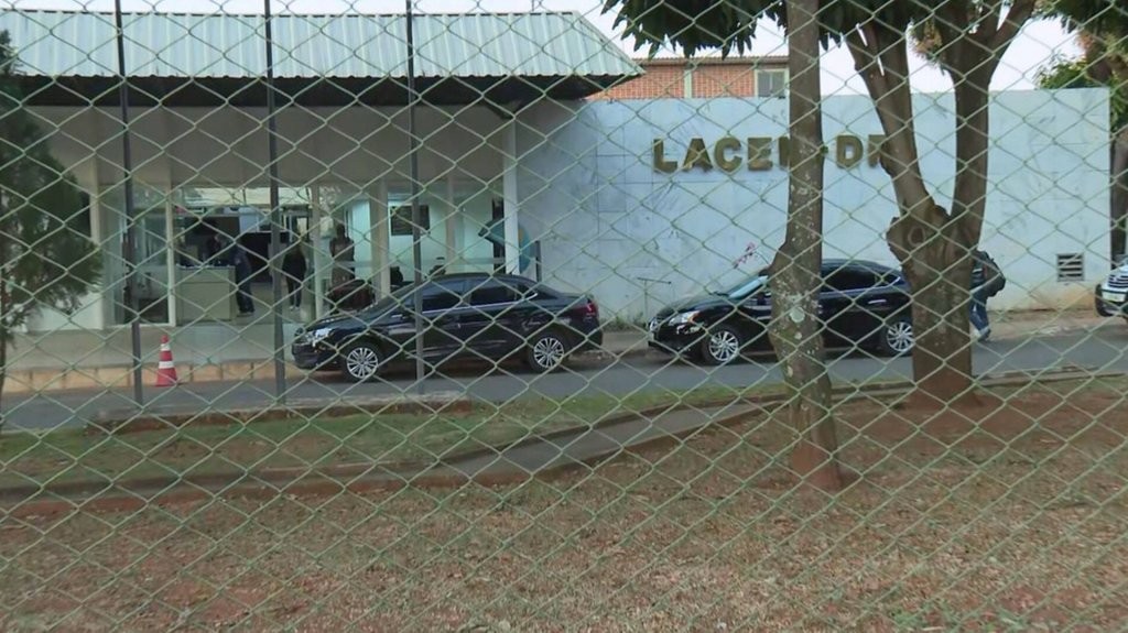 MP faz buscas na Secretaria de Saúde do DF em investigação sobre compra de testes de Covid-19