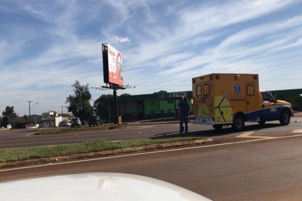 Acidente na Penha deixa motociclista ferido