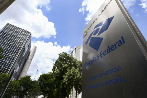 Receita abre hoje consulta a quarto lote de restituição do IR