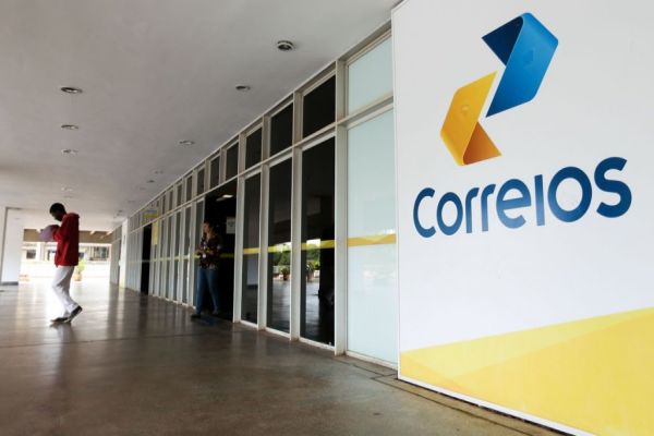 TST determina fim da greve dos Correios