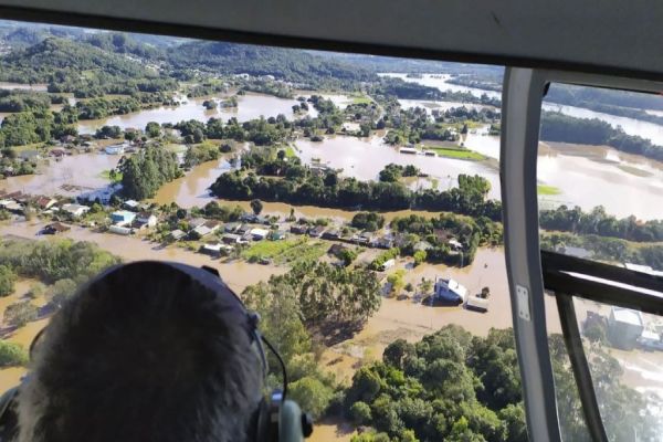 Ciclone pode causar tempestade e alagamento em vários pontos do país