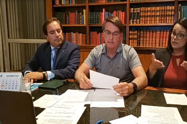 Bolsonaro: novo auxílio deve voltar em março, com parcelas de R$ 250