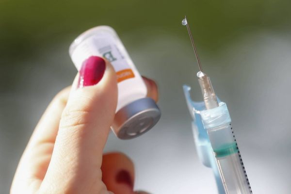 Paraná ultrapassa a marca de 1 milhão de pessoas vacinadas
