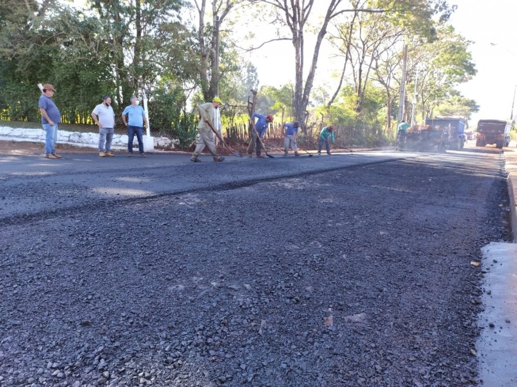 Prolongamento da Avenida Rio Grande do Sul recebe pavimentação