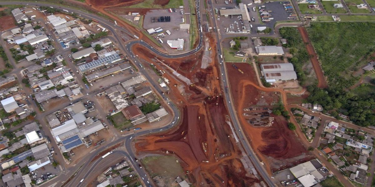 Após um ano de obra, Trevo Cataratas chega a 40% de execução em Cascavel