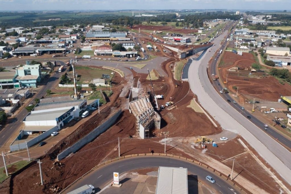 Obra do novo Trevo Cataratas de Cascavel chega a 80% de conclusão