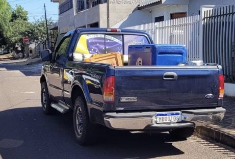 F250 é localizada abandonada na cidade de Cascavel