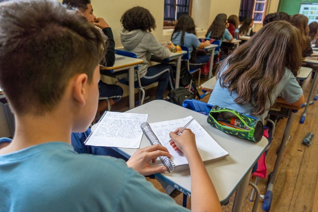 Educação aplica nesta semana última Prova Paraná do ano a todos os alunos da rede estadual