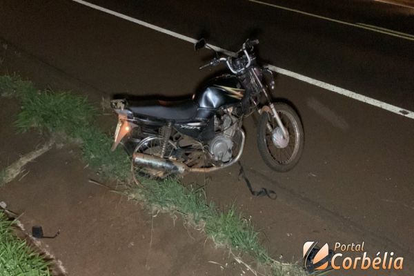 Pneu de moto estoura e ocupantes caem de veículo na BR 369, em Cascavel