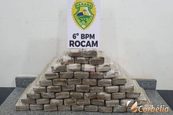 Mulher é detida pela Rocam com 35 kg de maconha em abordagem a ônibus em Corbélia