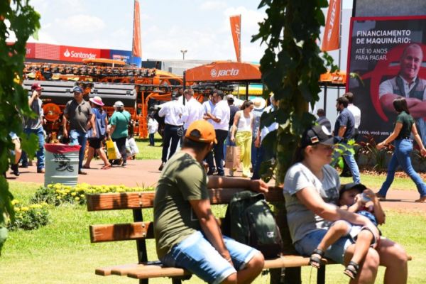Com 102.818 visitantes, 35º Show Rural alcança recorde histórico de público para um só dia