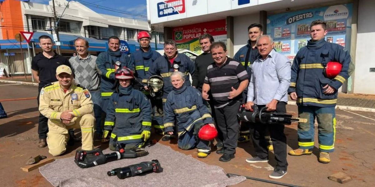 Defesa Civil de Corbélia recebe novo kit desencarcerador para agilizar atendimentos de emergência