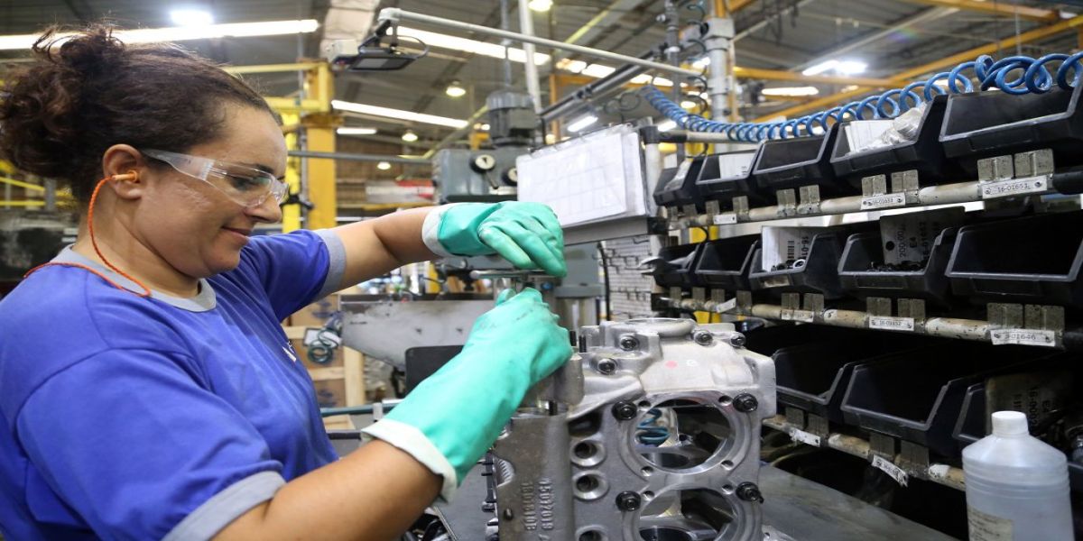 Indústria do Paraná cresce 5,3% em maio de 2023, terceiro melhor resultado do País