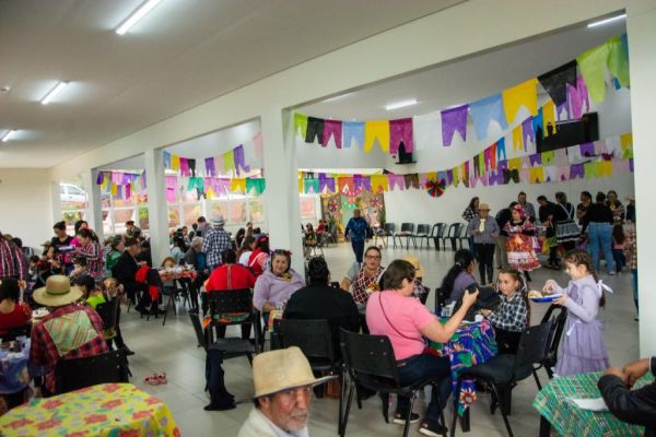 Festa Junina promovida pela Secretaria de Desenvolvimento Social de Corbélia fortalece laços comunitários