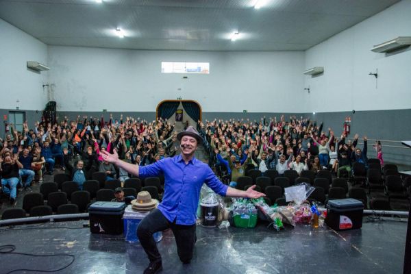 Governo Municipal promove show com Juca Bala em comemoração do Dia do Agricultor em Corbélia