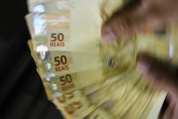 Desenrola passa a renegociar dívidas de até R$ 20 mil