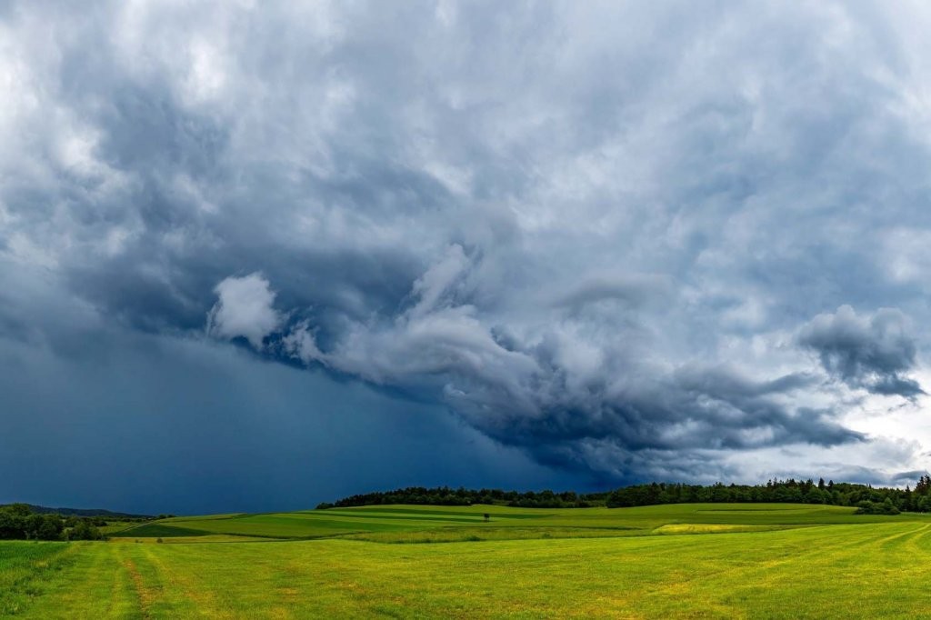 Boletim do IDR-Paraná detalha El Niño em novembro e volume de chuva sobre o campo